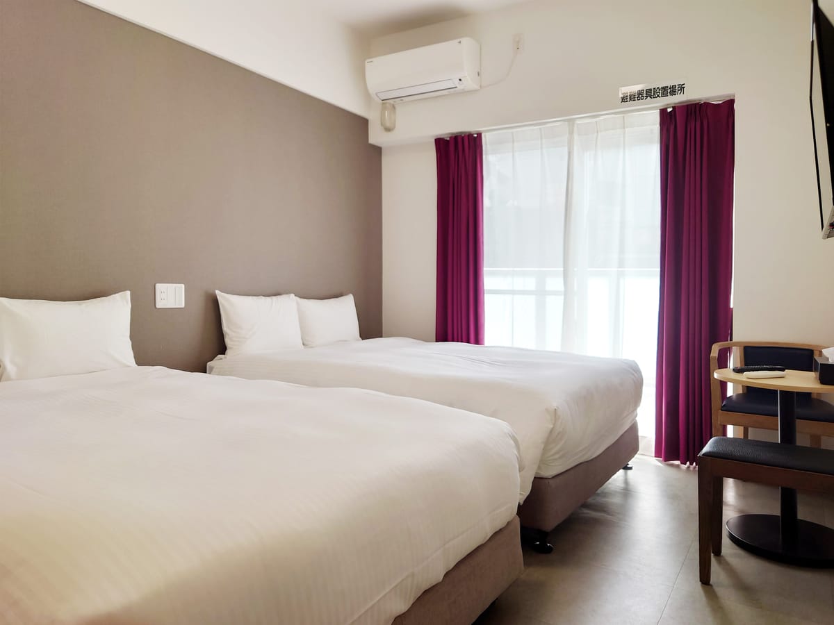 スマイルスマートイン那覇久米 【禁煙】ツインルームB(ベッド140㎝×2台)