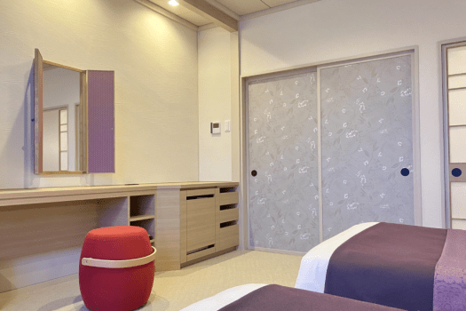 笹井ホテル 2023年12月改装！【和モダンツイン：禁煙】バス・トイレ付