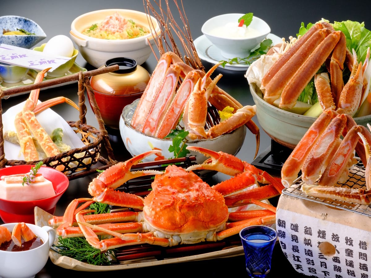 三朝館 【当館一番人気】冬はこれで決まり!本ズワイガニ3杯相当使用のかにフルコース会席