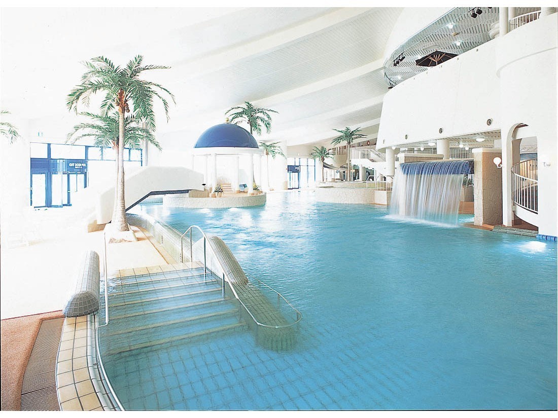 シャトレーゼガトーキングダムサッポロホテル＆スパリゾート 【スタンダード】高さ50mのアトリウムでリゾート感満載！≪家族に優しいリゾート≫のビュッフェ／2食付