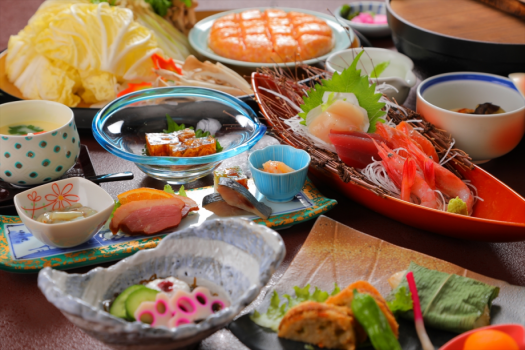 森の湯 山静館 【航空券パック】≪基本プラン≫この味に、この料理にリピーターが付いている。創業からの名物『地鶏のたたき鍋』