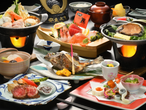 鯵ヶ沢温泉 水軍の宿 【早期割30】「活鮑陶板焼」「幻の魚イトウ」「選べる鮮魚の炭火焼」さらに国産黒毛和牛も！■贅沢三昧「松御膳」プラン■オールインクルーシブ■DP
