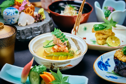 山鹿温泉　清流荘 ■　水鏡庵　露天風呂客室　■　季節の創作会席料理　■　馬刺し付きコース　■