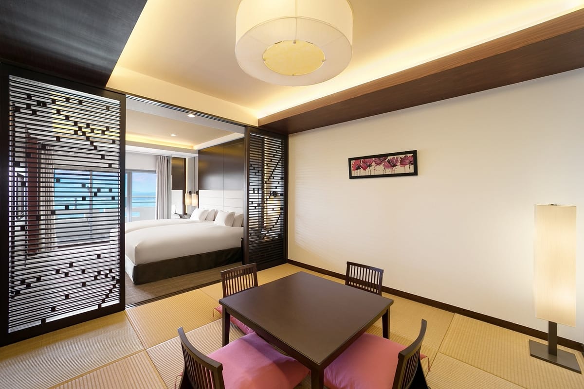 グランドメルキュール沖縄残波岬リゾート エグゼクティブジュニアスイート和洋室 最上階ラウンジアクセス