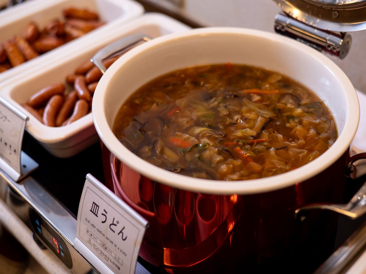 セントラルホテル佐世保 【朝食付き】海軍カレー＆皿うどんも！1日の始まりにうれしい♪朝食ビュッフェ付きプラン
