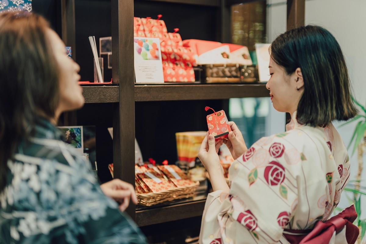片山津温泉 季がさね 【一泊朝食】金沢・福井へ観光や出張にとっても便利♪こだわりの「激旨！焼き魚チョイス」和朝食を！