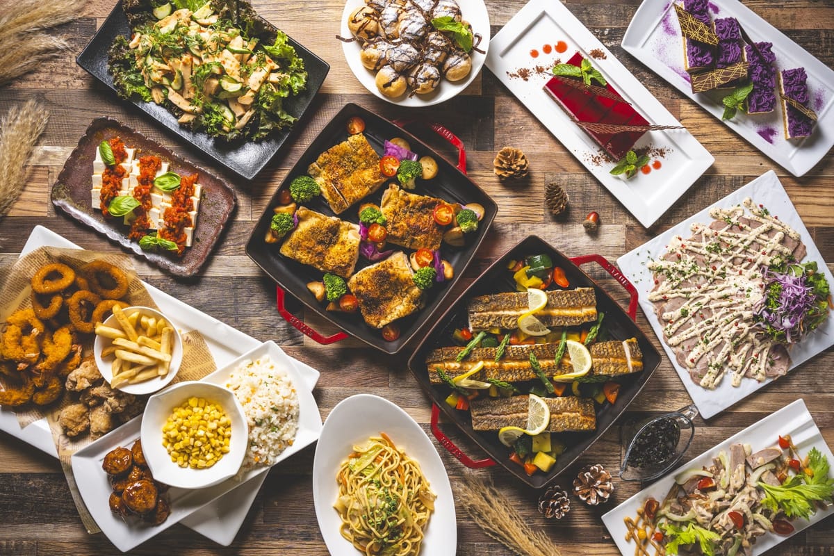 オリオンホテル モトブ リゾート＆スパ 5/1～【夕朝食付】＜クラブウイング＞ディナービュッフェ付（夏季限定＠屋外BBQディナーへ変更可）