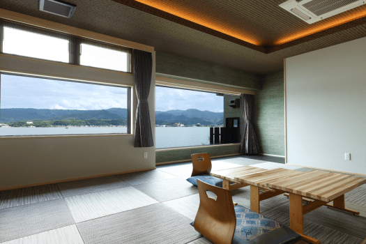 千年亭 【源泉内風呂+東郷湖ビュー】和室18畳＋絶景カウンター＜大人数に＞／備前9