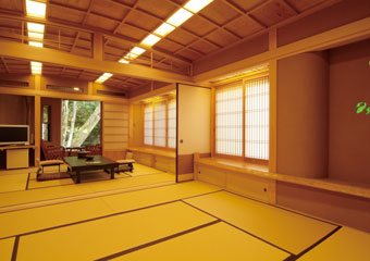 秋月温泉 料亭旅館 清流庵 あやめ