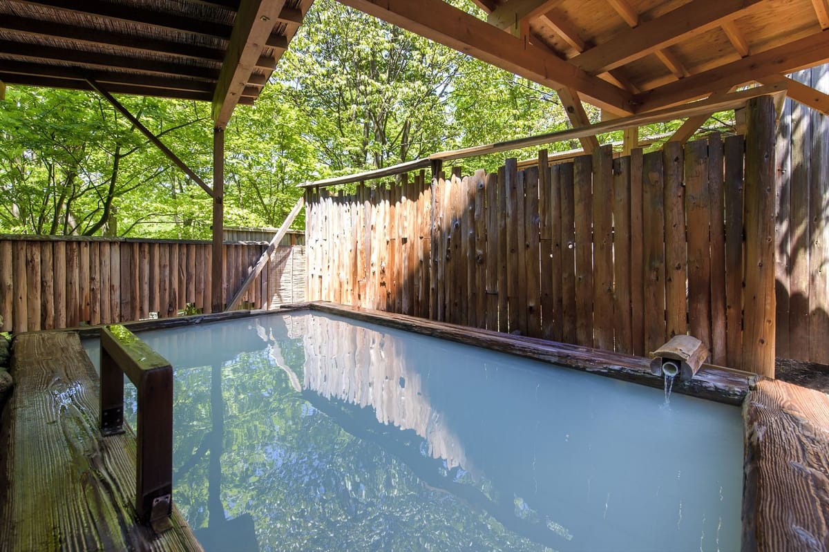 名湯リゾート ルーセントタカミヤ 【春の美食フェア】~蔵王和牛と春の前菜を堪能♪~美食+美酒+かまどビュッフェ