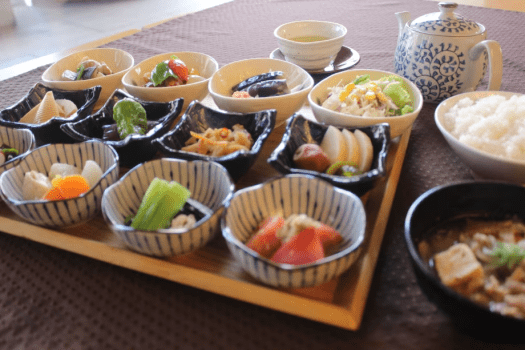高知ホテル 《ダイナミックパッケージ》 朝から元気に!【朝食付プラン】 ◆シモンズベッド全室採用♪
