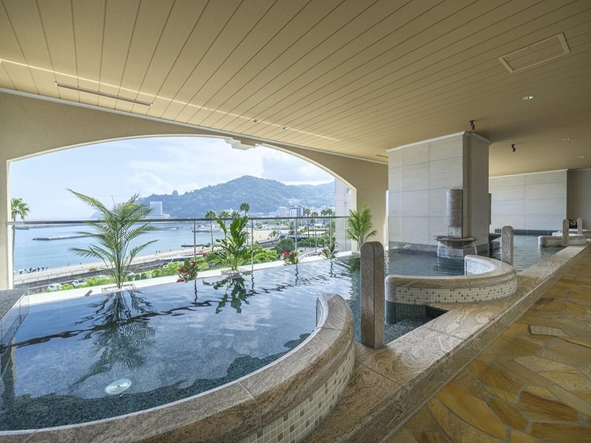 ラビスタ熱海テラス ★【2食付】30日前までのお得な早期割プラン【バイキング】