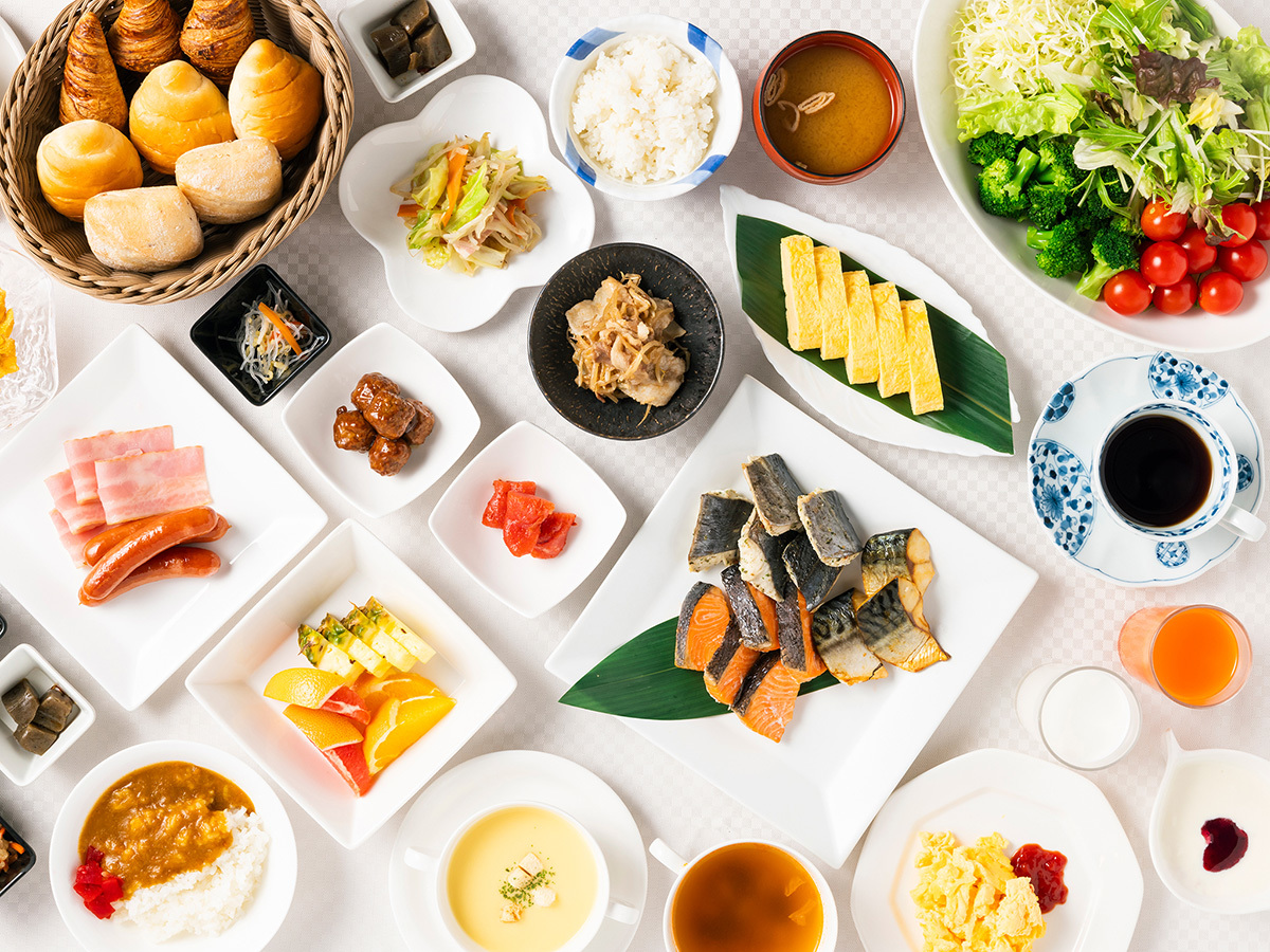 八代グランドホテル ■【28日前までの早期割引】バイキング朝食付プラン<Wi-Fi完備、駐車場無料>