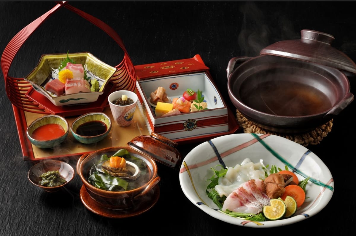 界 加賀 【ツアービルダー】60日前優待　1泊2食付
