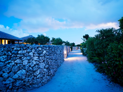 星のや竹富島 U25限定離島の贅沢卒旅プラン