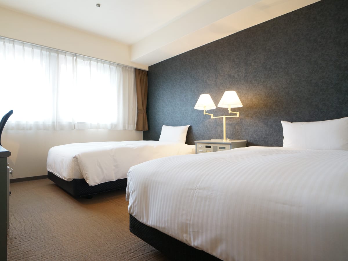 グリーンリッチホテル西鉄大橋駅前 エコノミーツインルーム【禁煙】広さ23㎡ベッド幅110cm×2