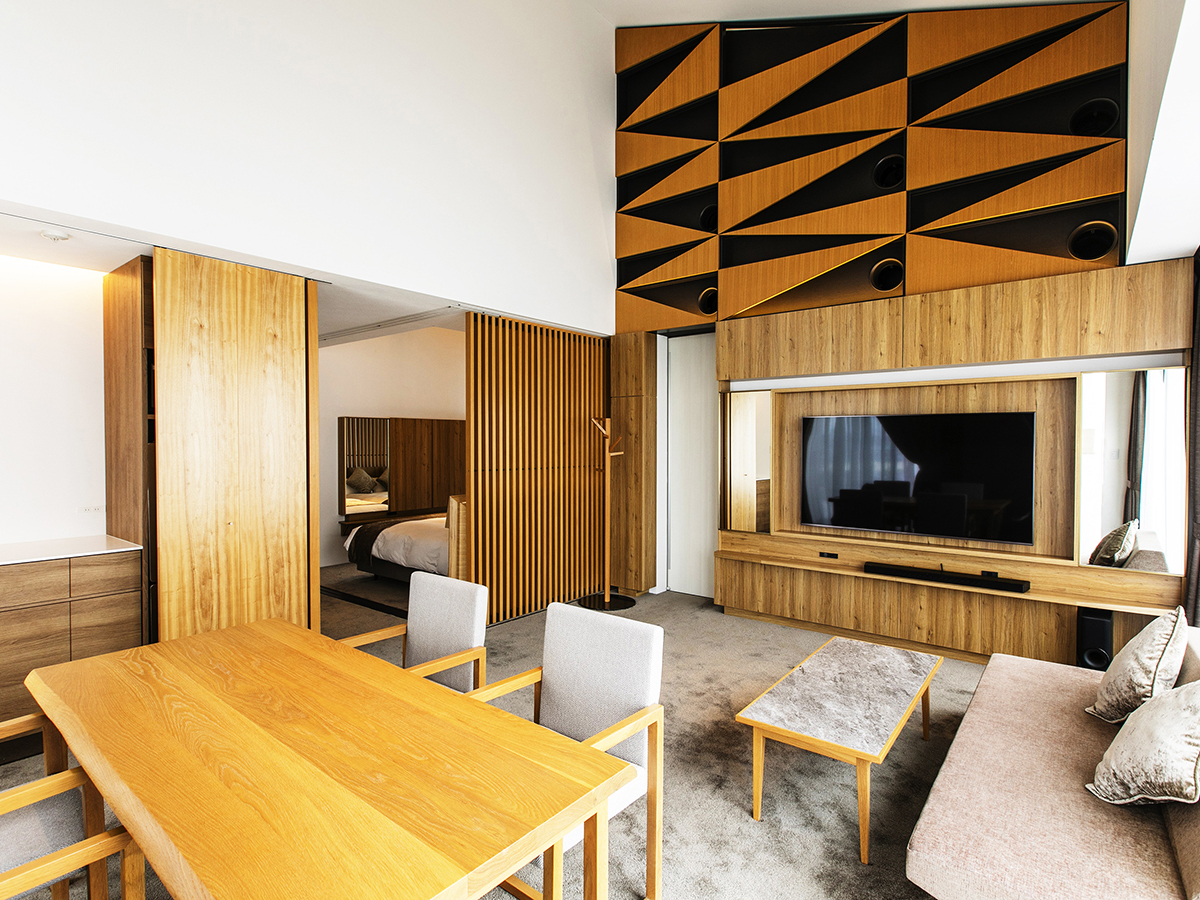 ガーデンテラス佐賀ホテル＆リゾート 【クラブルーム】スイート│テラス・屋外ジャグジー付［68平米］