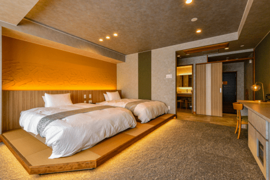 北陸　福井　あわら温泉　美松 【和モダンルーム】ツイン／ダブルベッド×2台［44平米］