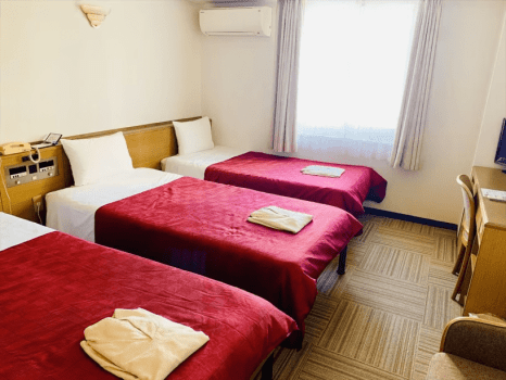 沖縄ホテル ツインルーム／21平米【3名定員】