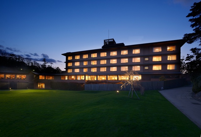 鳥羽国際ホテル 潮路亭 【旬産旬消を愉しむ】話題！『パールオーロラ風呂』満喫！ 朝食付プラン（2026.04-）