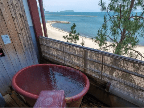 夫婦露天風呂の宿  吟松  【禁煙】＜陶器露天風呂付き＞海側３階和室１0畳