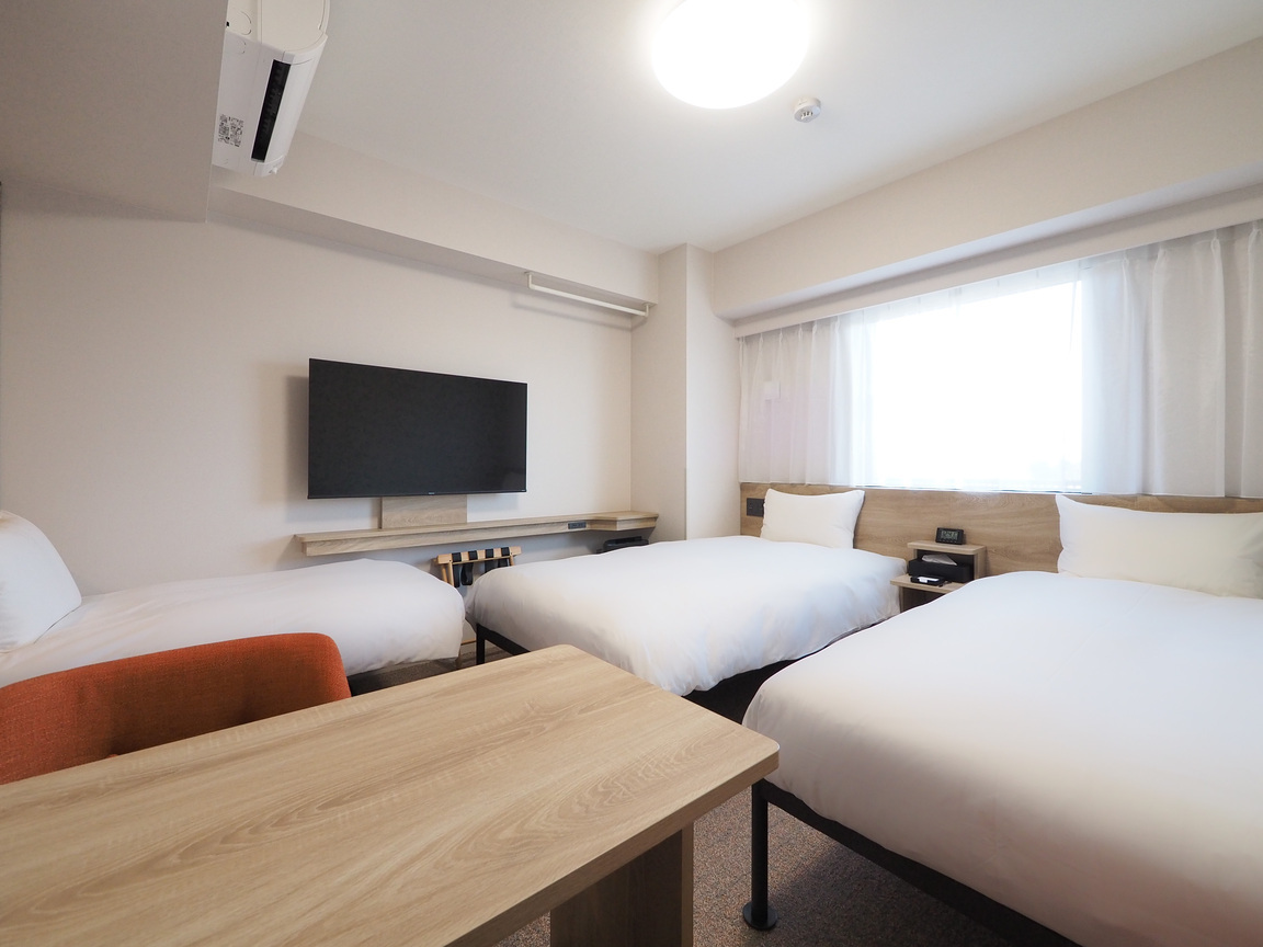 たびのホテル石狩 ツインルーム＋エキストラベッド　洗濯機＆電子レンジ付