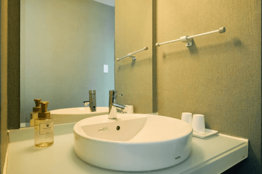 アーバイン広島エグゼクティブ プレミアツインルーム◆喫煙◆