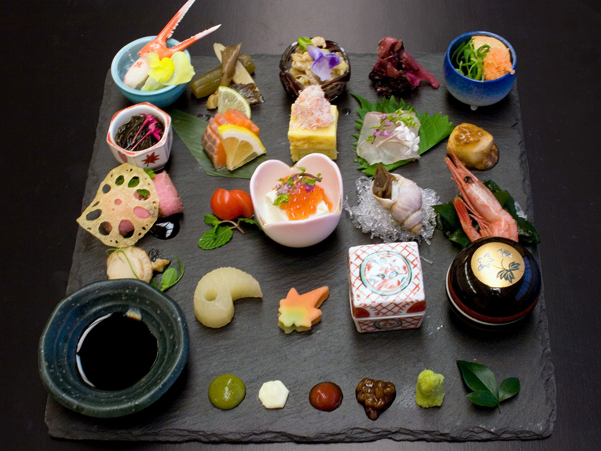 旅亭 山の井 「美食プレート会席」と地元のお肉3種　陶板焼き