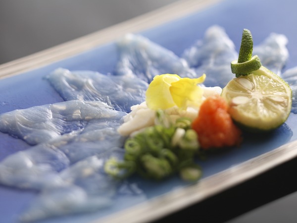 ホテルニューアワジ 【早割30（公式ＨＰ限定）・ふぐ尽し】旨みと食感を愉しむ淡路島３年とらふぐづくし
