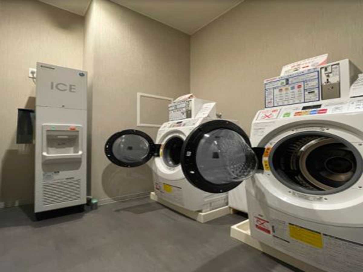 変なホテルプレミア 奈良 【12時アウト/50歳以上限定の大人旅】お得なレイトチェックアウト特典付き<朝食付き>