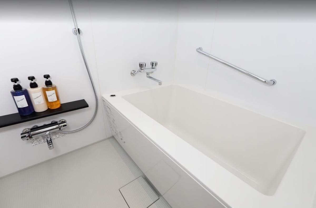 変なホテル大阪 心斎橋 【新幹線が勢ぞろい！】1日2部屋限定！新幹線コラボルーム＜無料朝食・ラウンジ付き＞