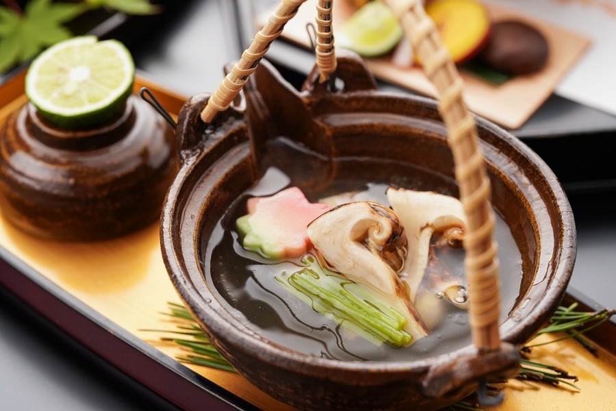 ホテル天坊 甘くとろけるブランド黒毛和牛「上州牛」を堪能◆四季折々の創作料理を料亭個室で味わう本格会席