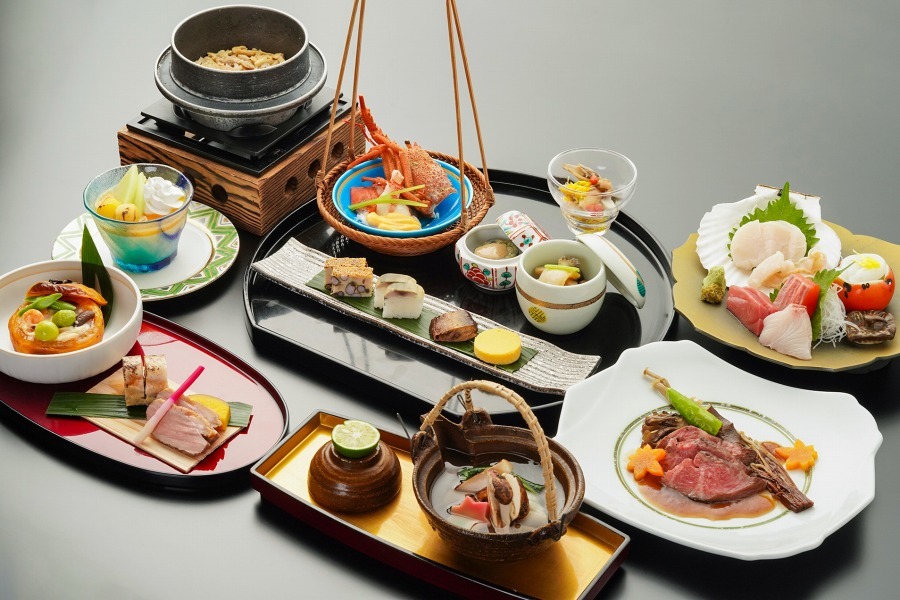 ホテル天坊 【個室料亭】調理長厳選の最上級会席|旬の味覚をゆったり堪能