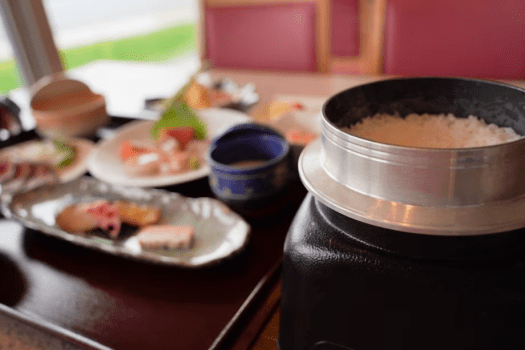 蘭越町交流促進センター　幽泉閣 １泊２食付きプラン　★予約制の宿泊者無料の貸切風呂あり★