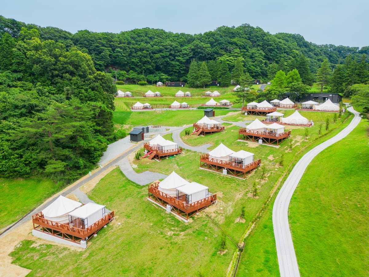 ハワイアンズグランピング マウナヴィレッジ 【手持ち花火＆たき火マシュマロセット付き】福島牛の絶品グランピングバーベキューを堪能♪