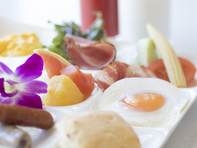 石垣シーサイドホテル リゾートステイ！目の前は底地ビーチ ２食付