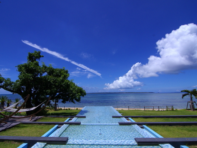 石垣島ビーチホテルサンシャイン 【ファミリー・グループ特典】みんなで石垣島TRIP！3名以上客室無料アップグレード◎［朝食付］