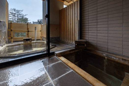 まつさき 上質空間【鳳凰棟】標準室（12.5畳+6畳+バルコニー）／温泉露天+内湯付