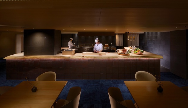 鳥羽国際ホテル 【夕食は20時前後~】伊勢海老・鮑付「和食コース」 味覚プランをお得に堪能