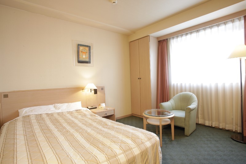 ジャスマックプラザホテル ［アネックス館］シングル【喫煙】◆18㎡◆セミダブルベッド幅140㎝ 