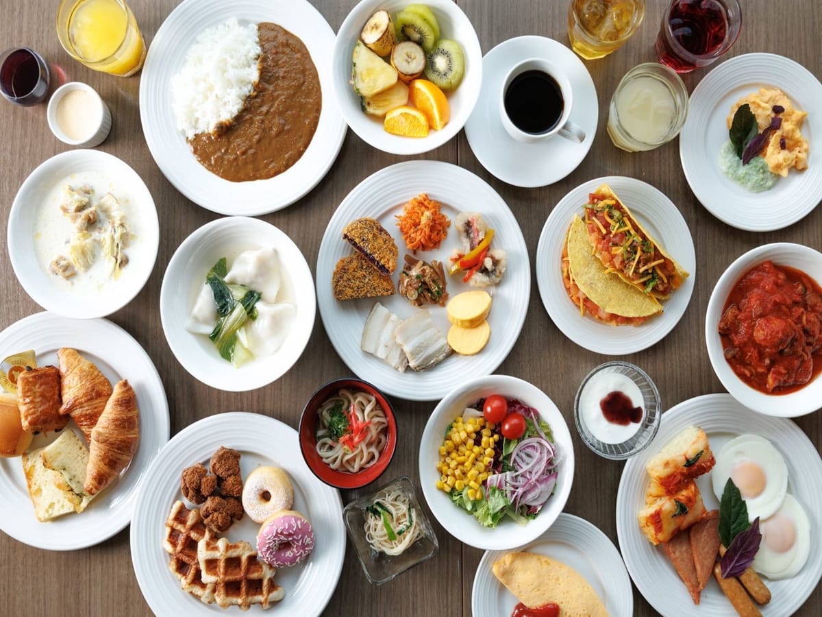 JR九州ホテルブラッサム那覇 【スタンダード】沖縄と九州食材を取り入れた約60種類こだわり朝食ブッフェ(朝食付き)