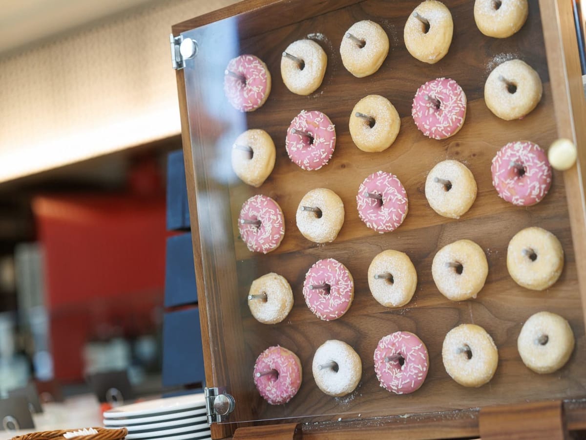 JR九州ホテルブラッサム那覇 【スタンダード】沖縄と九州食材を取り入れた約60種類こだわり朝食ブッフェ(朝食付き)