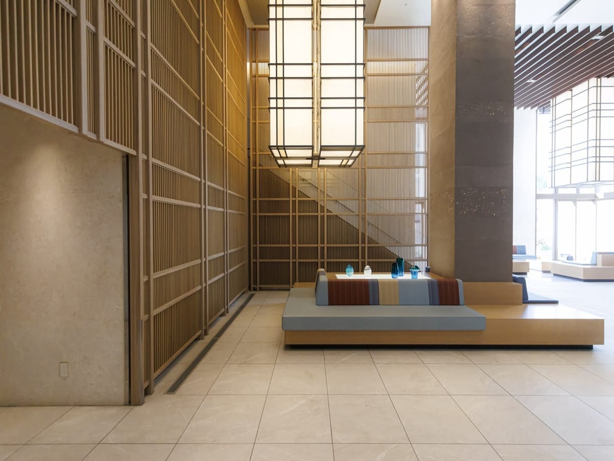 JR九州ホテルブラッサム那覇 【スタンダード】国際通りまで徒歩1分！ブルーを基調とした開放感あるお部屋で那覇を満喫♪（食事なし）