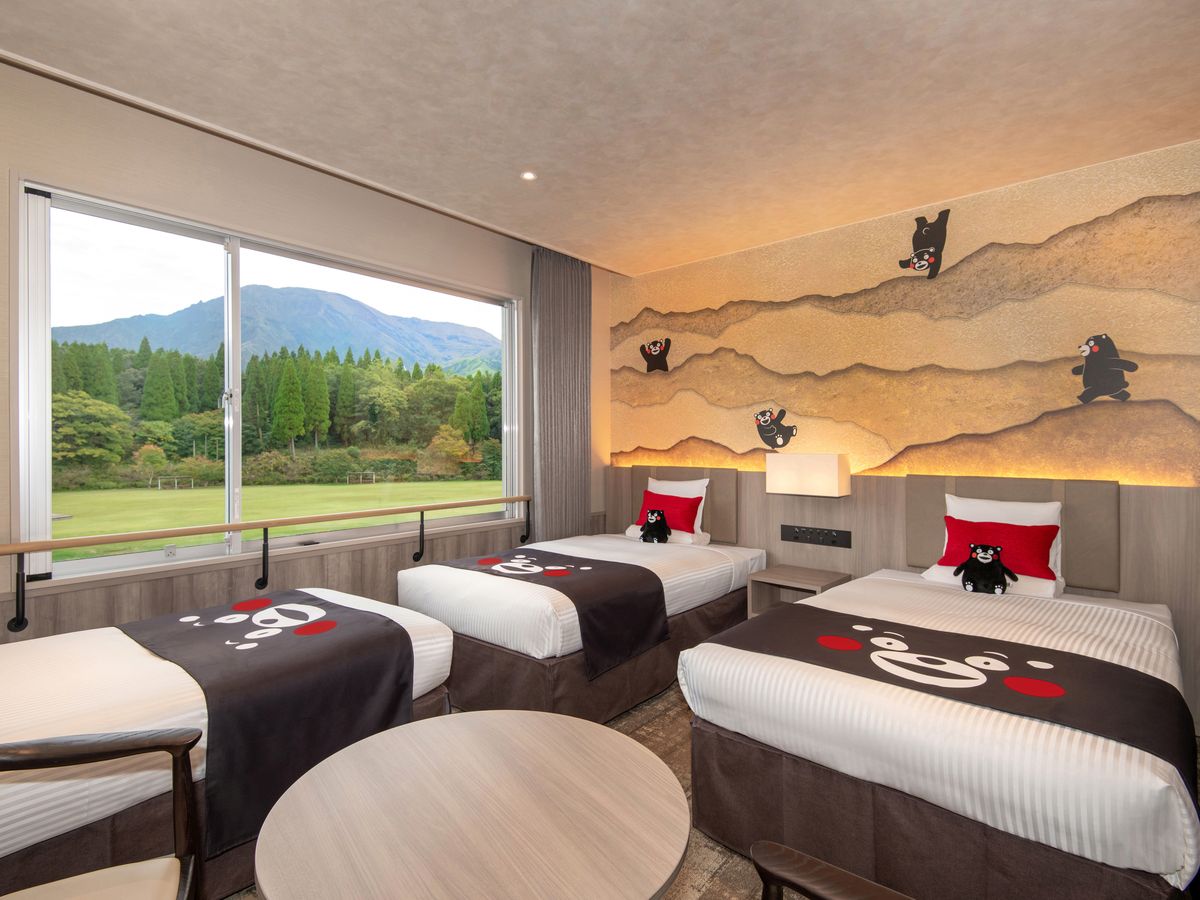亀の井ホテル 阿蘇 くまモンルーム トリプル(バス付)