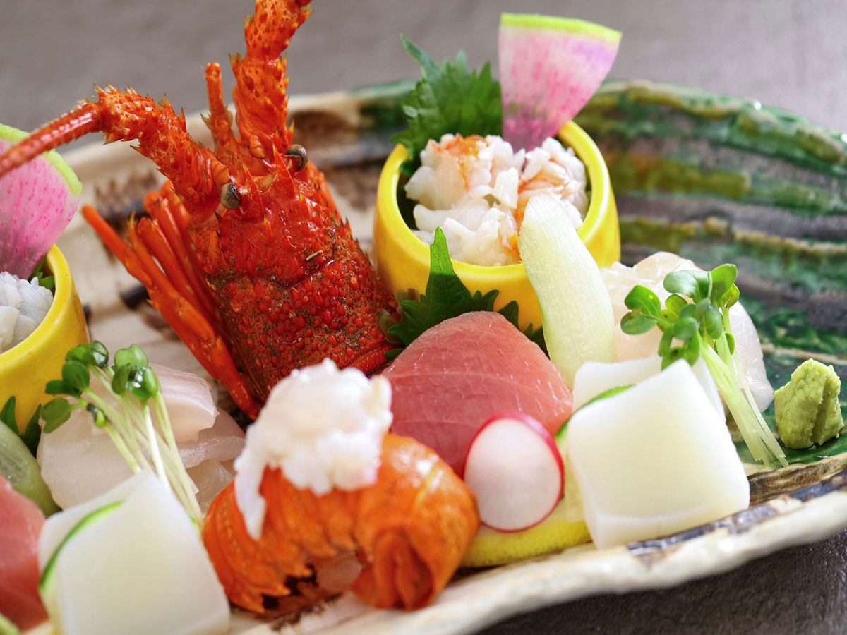 亀の井ホテル 潮来 【特別会席】人気No.１！伊勢えび、常陸牛など豪華食材を使用した「特別会席プラン」