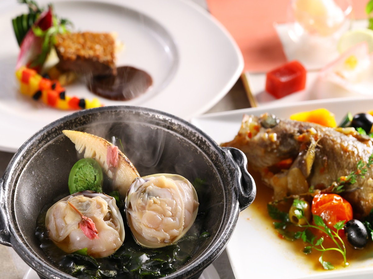 亀の井ホテル 潮来 【土地の恵み会席】新鮮な海の幸や洋食シェフが作る本格ビーフシチューが味わえる当ホテル一押し会席料理