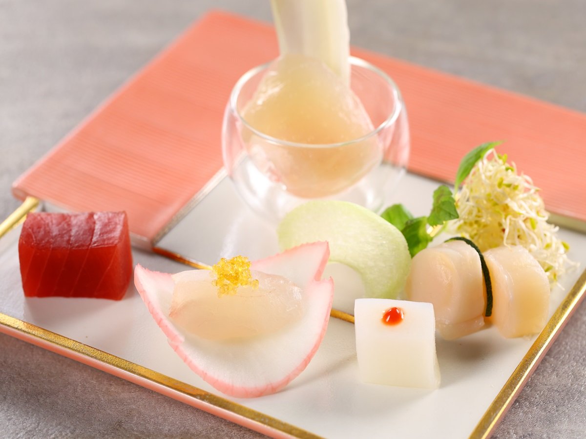 亀の井ホテル 潮来 【土地の恵み会席】新鮮な海の幸や洋食シェフが作る本格ビーフシチューが味わえる当ホテル一押し会席料理