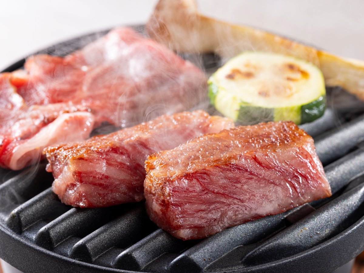 亀の井ホテル 観音寺 【土地の恵み会席】岐のプレミアム黒毛和牛、「オリーブ牛」を味わう