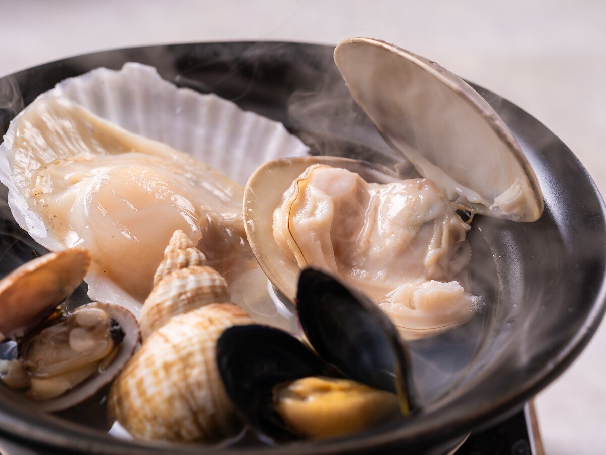 亀の井ホテル 玄界灘（2026年7月1日～オールインクルーシブ） 【土地の恵み会席】三界灘の海幸と博多和牛が織りなす旬彩会席