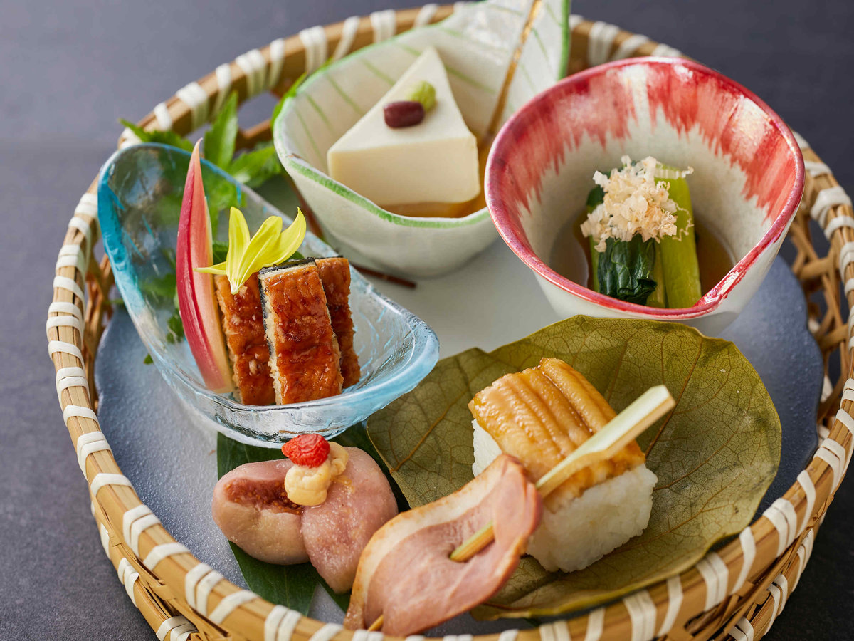 亀の井ホテル 奈良 【特別会席】奈良の名産品とブランド食材を味わう会席
